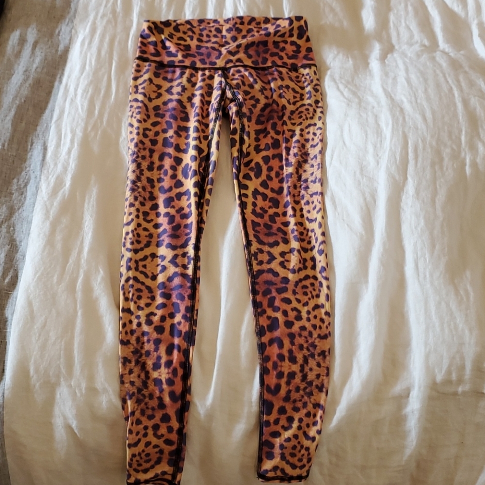 Leopard leggings